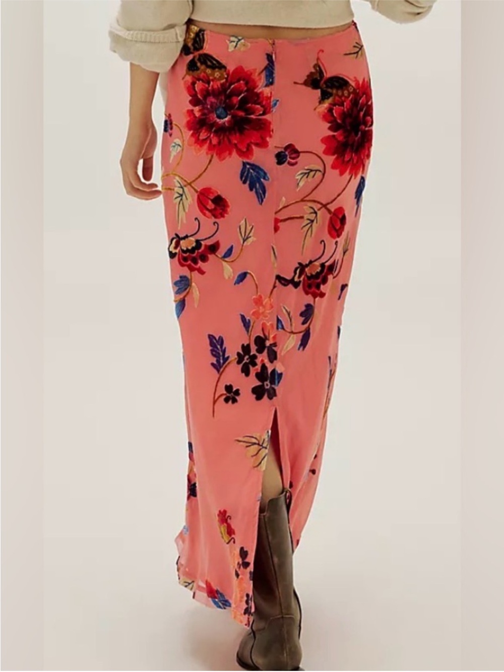 Free people Secret Garden Midi
Skirt. NWT. Petal